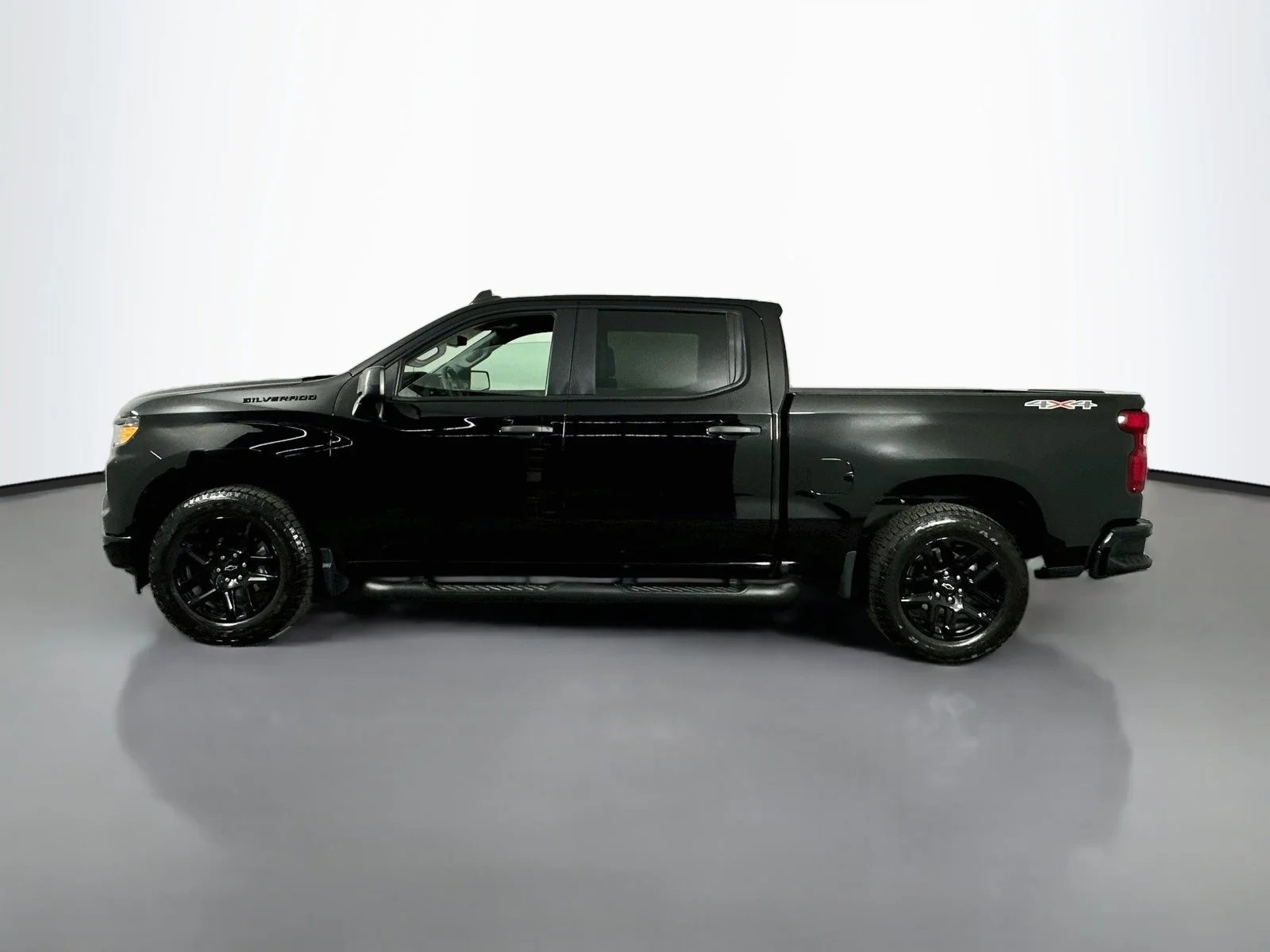 Used 2024 Black Chevrolet Custom image 5
