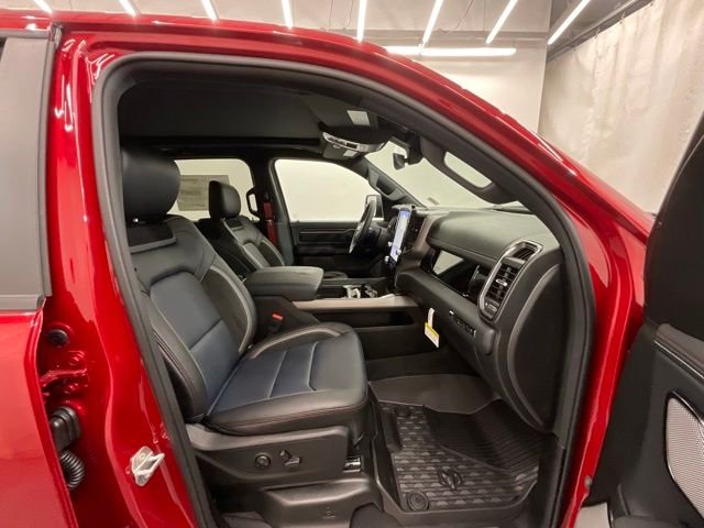 New 2026 Molten Red Pearl-Coat Exterior Paint RAM Rebel image 23