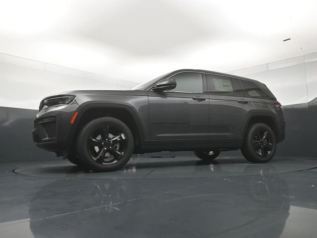 New 2026 Baltic Gray Metallic Clear-Coat Exterior Paint Jeep Limited image 20