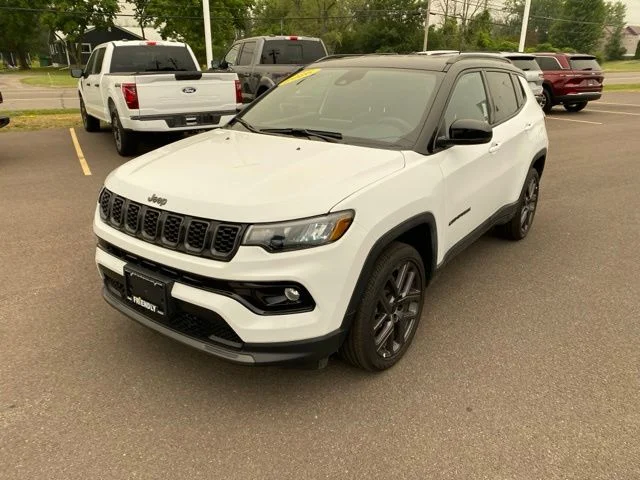 Used 2026 White Jeep Limited image 1