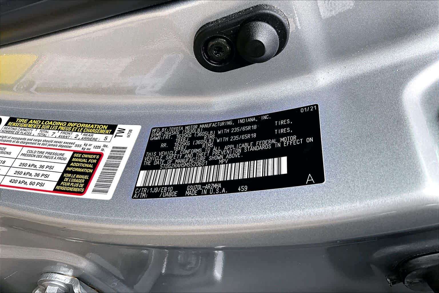 Used 2021 Celestial Silver Metallic Toyota XLE image 34