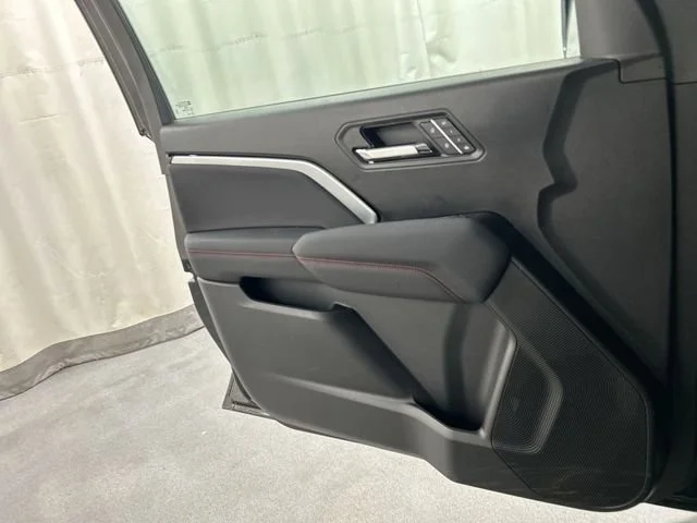 2026 Chevrolet Colorado Z71 - Photo 21