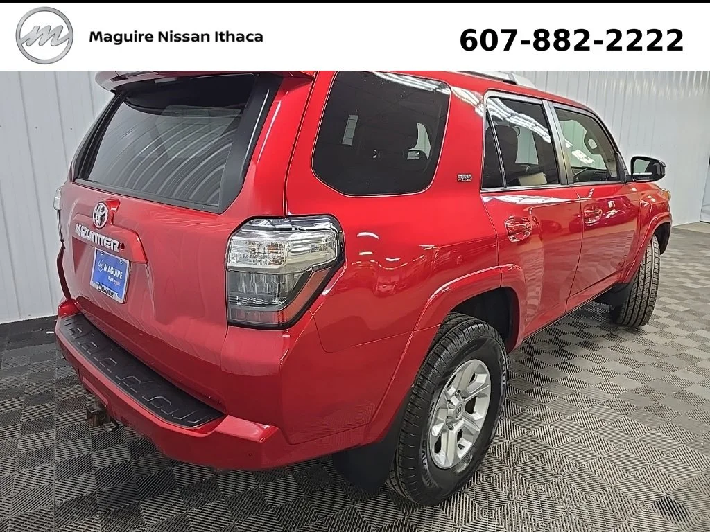 Used 2018 Red Toyota SR5 image 11