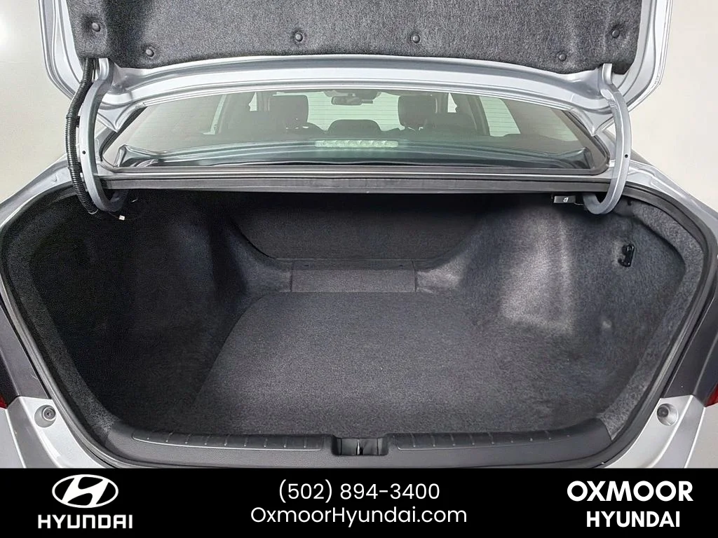 Used 2020 Lunar Silver Metallic Honda LX image 23