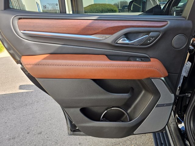 2024 GMC Yukon Denali Ultimate - Photo 18