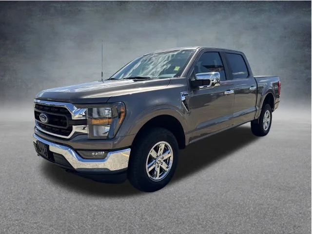 Used 2023 Gray Ford XLT image 6