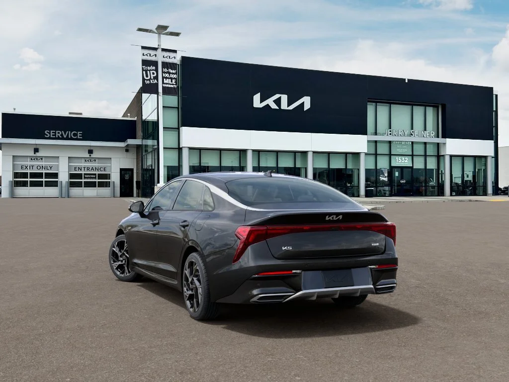 New 2027 Interstellar Gray Kia GT-Line image 4