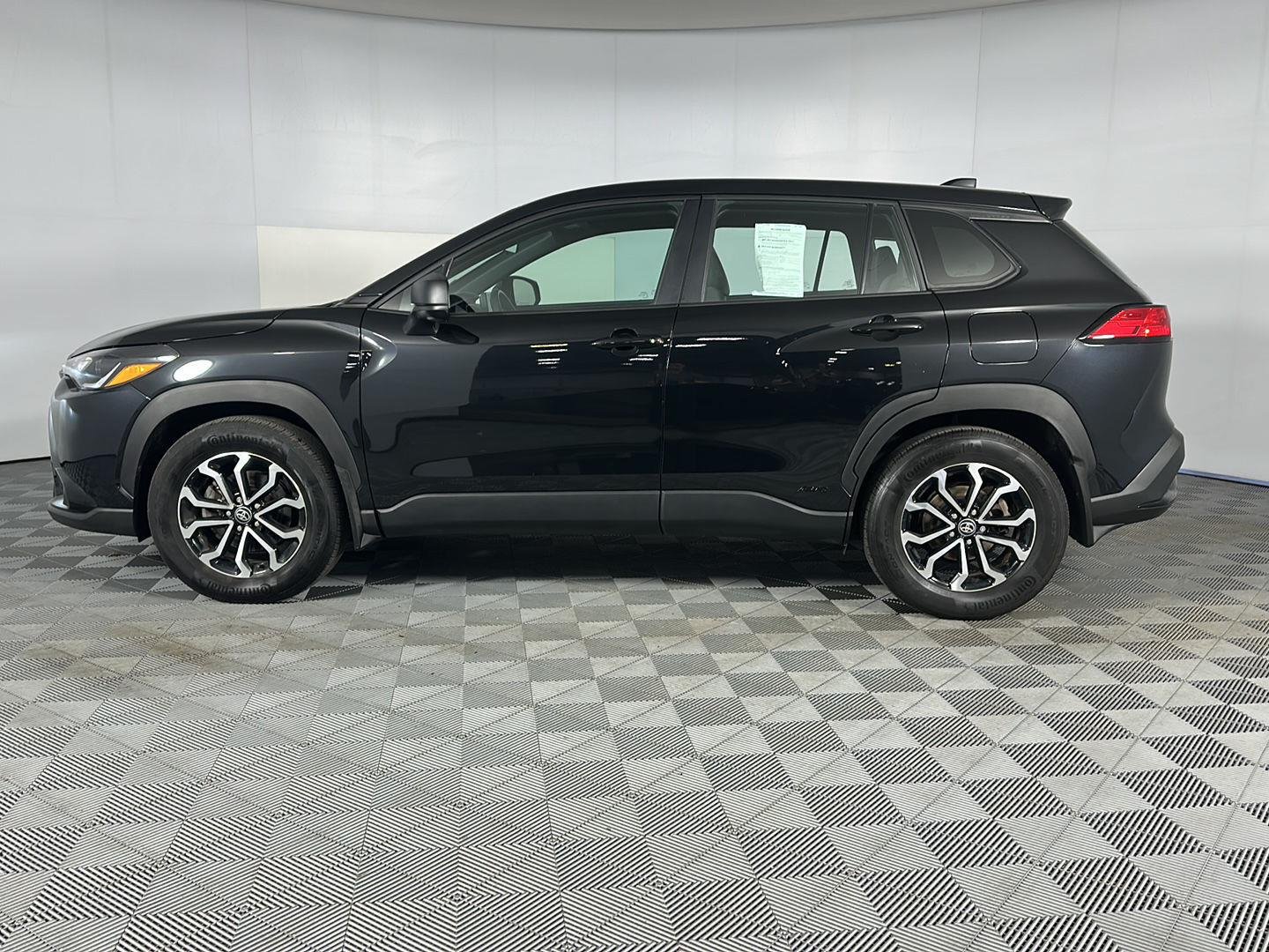 Used 2024 Jet Black Toyota Hybrid S image 4