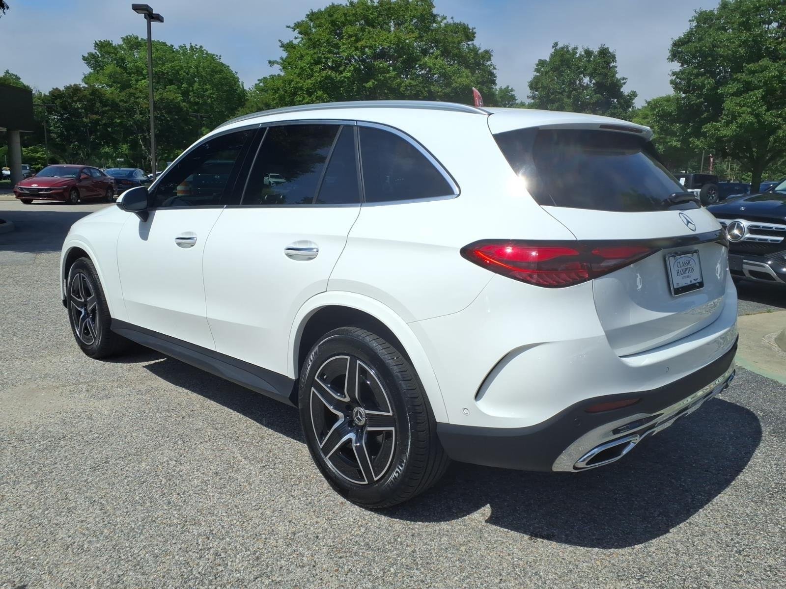 Certified Used 2025 Polar White Mercedes-Benz GLC 300 image 8