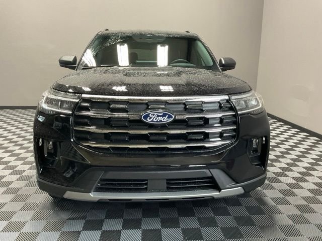 New 2027 Agate Black Metallic Ford Active image 4