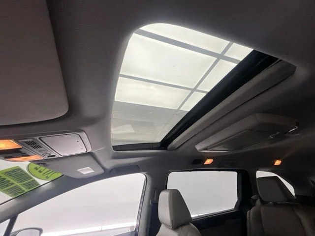 Used 2022 Gray Honda Touring image 6