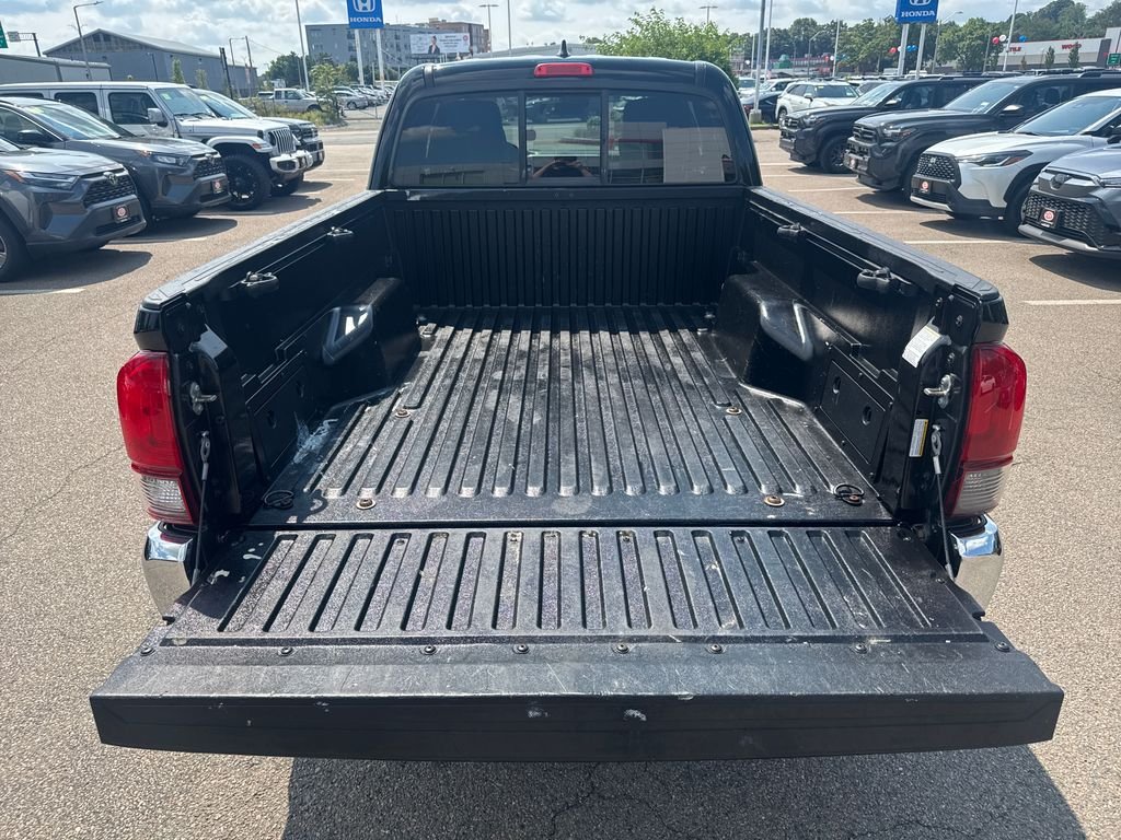 Used 2018 Black Toyota SR5 image 7