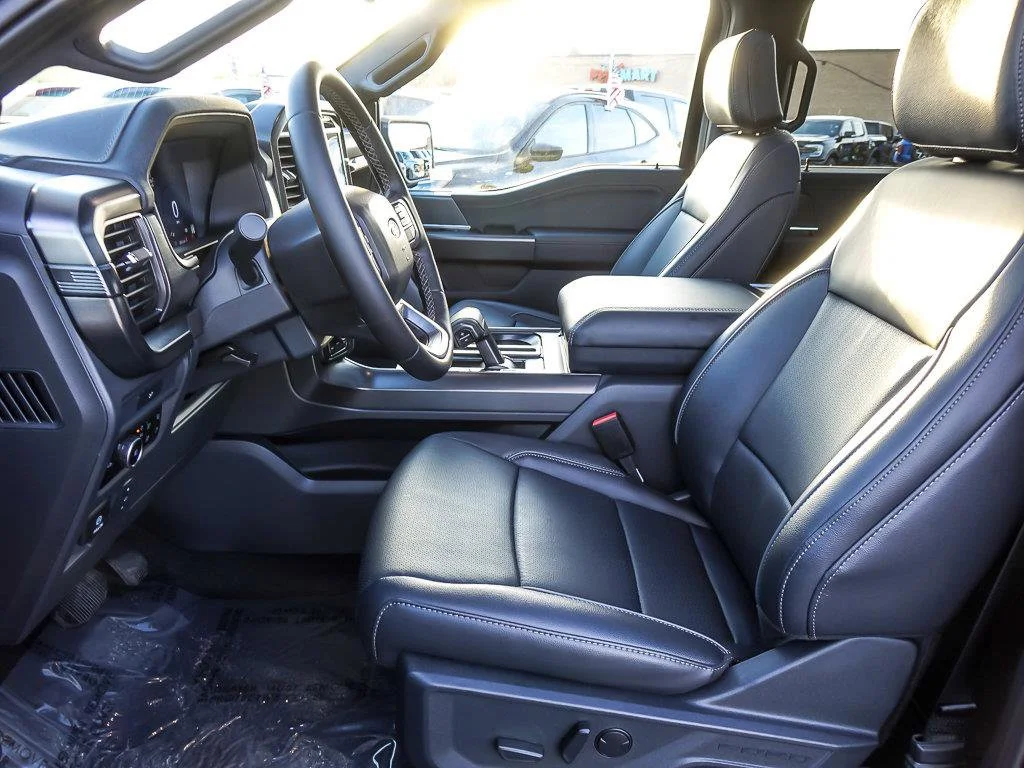 Used 2026 Agate Black Metallic Ford LARIAT image 12