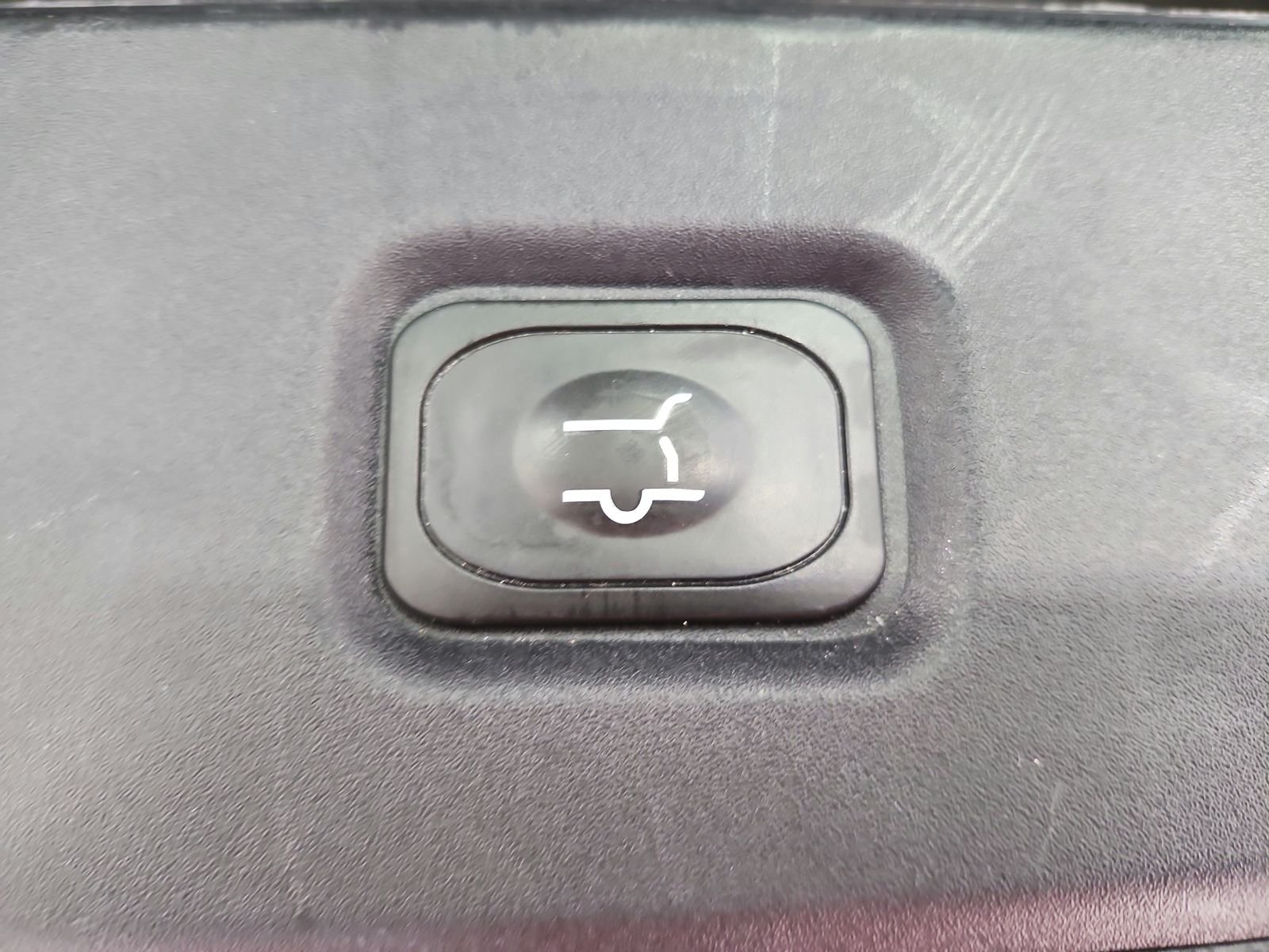 Used 2025 Agate Black Ford Platinum image 56