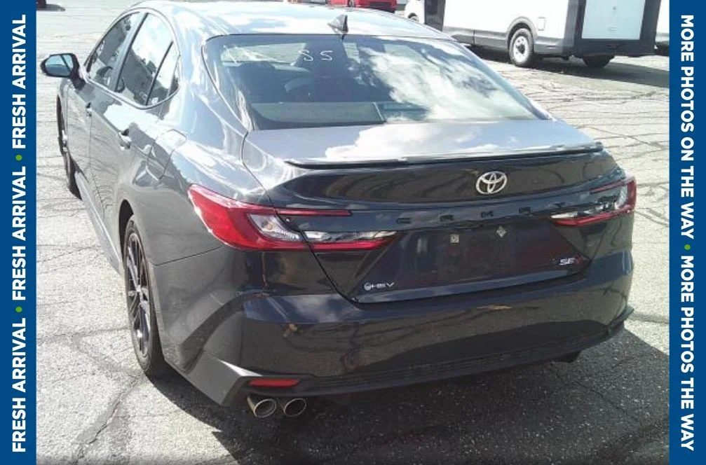 Used 2025 Gray Toyota SE image 4