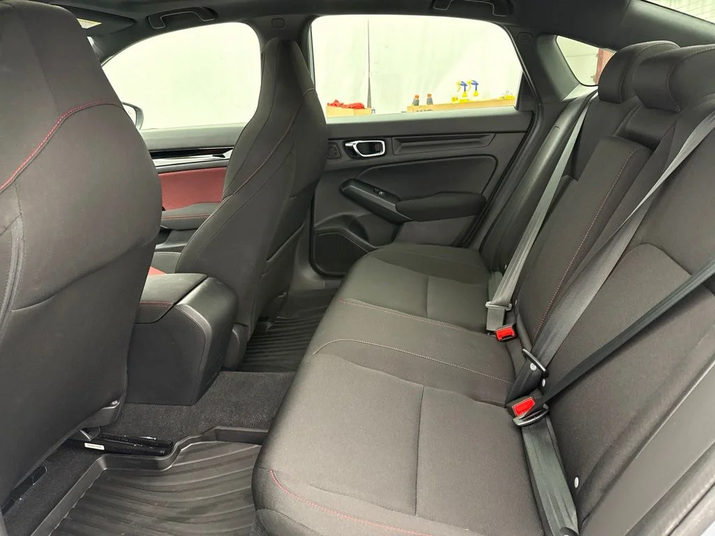 Used 2023  Honda Si image 15