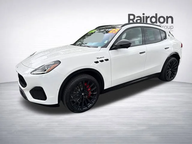 Used 2025 Bianco Maserati Modena image 3