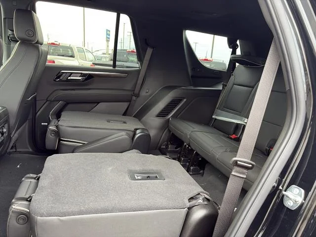 2026 Chevrolet Tahoe Premier - Photo 10