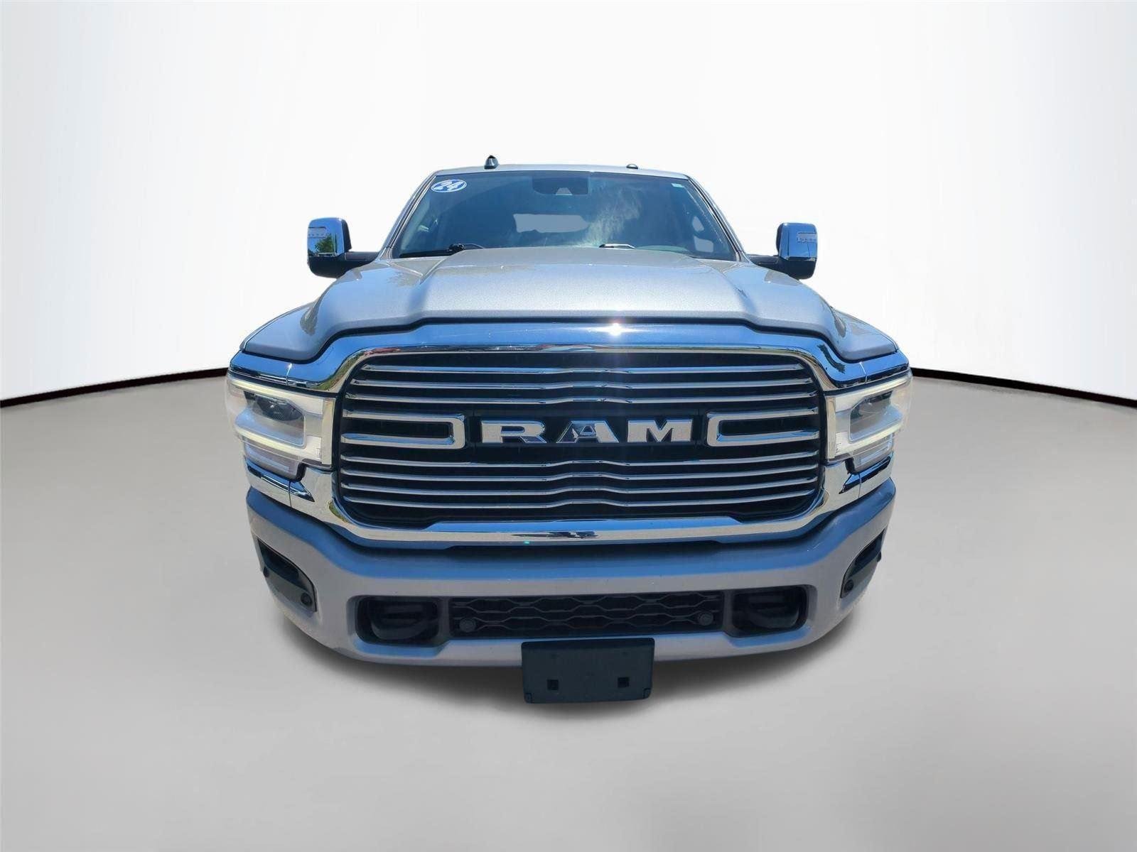 Used 2024 Billet Silver Metallic Clearcoat Ram Laramie image 14