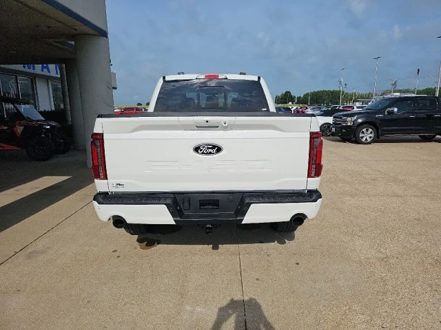 New 2026 Star White Metallic Tri-Coat Ford Lariat® image 40