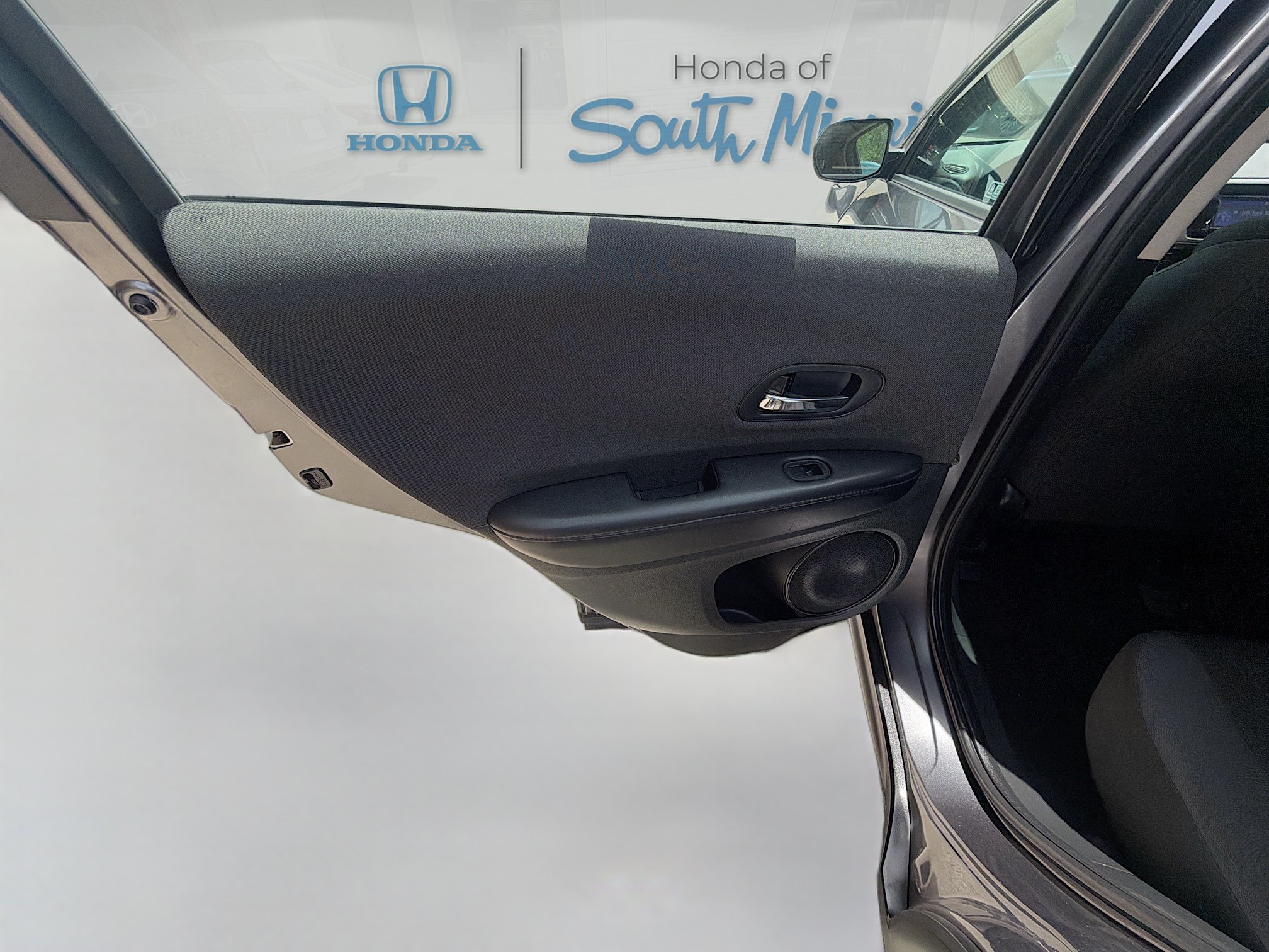 Used 2022 Modern Steel Metallic Honda LX image 24