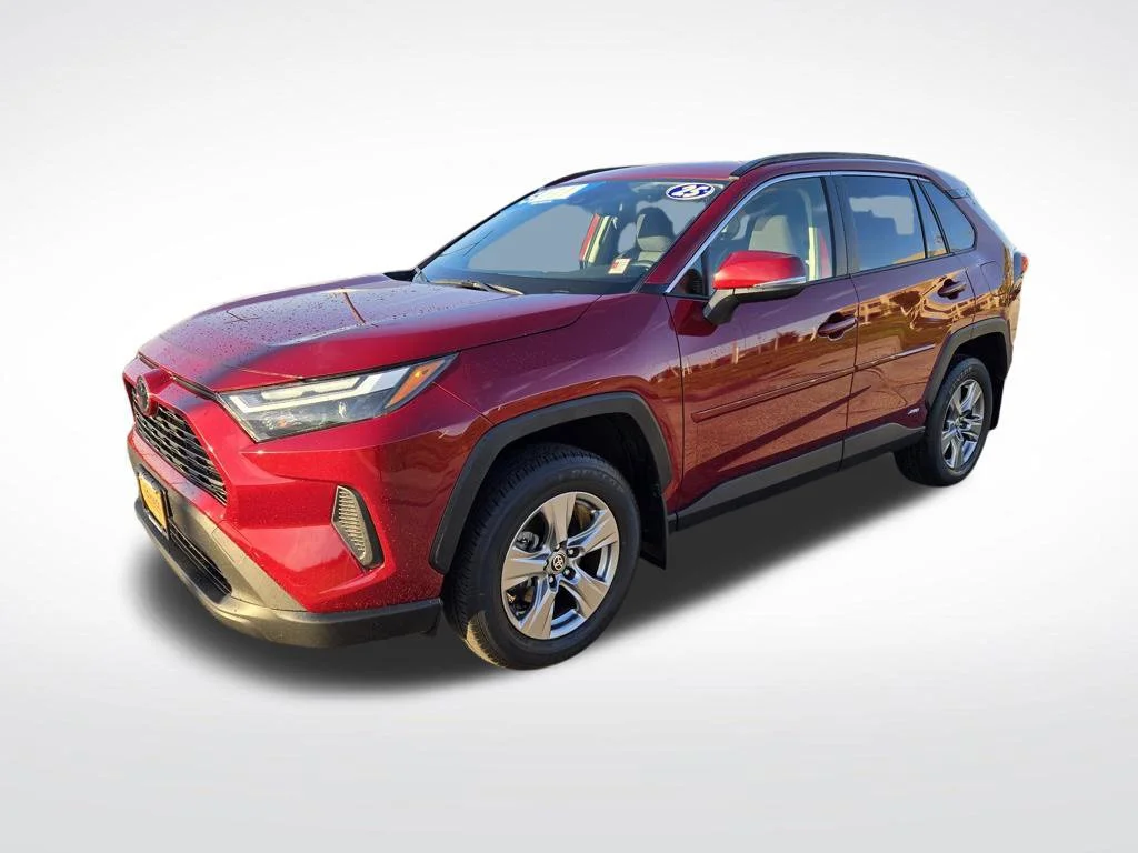 Used 2025 Red Toyota XLE image 7