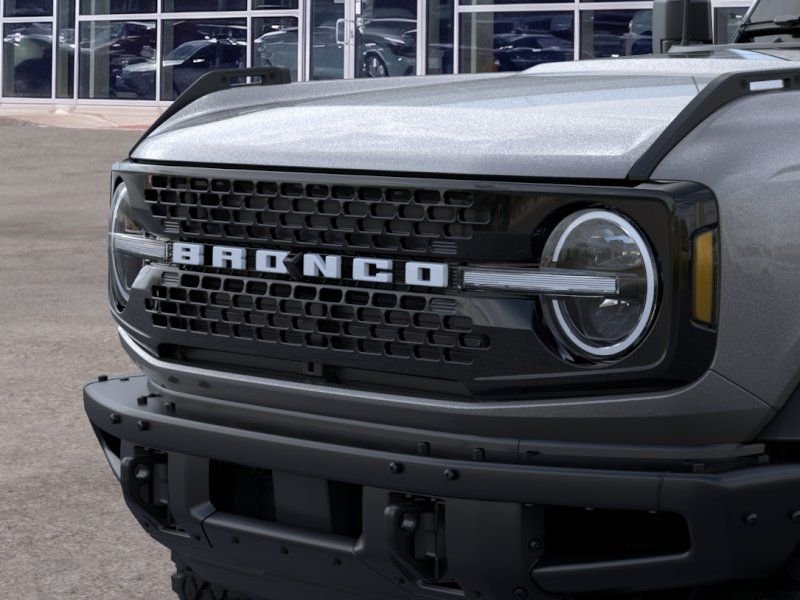 New 2025 Carbonized Gray Metallic Ford Badlands® image 19