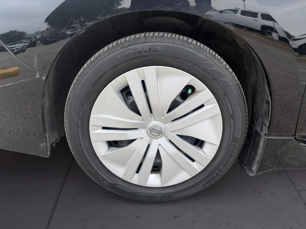 Used 2023 Black Nissan S image 9