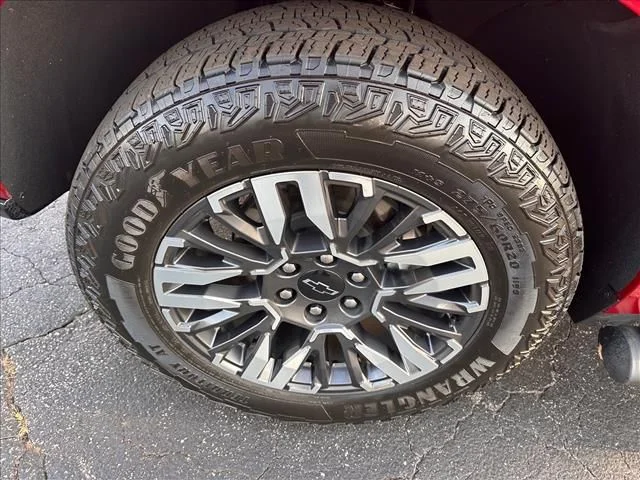 Used 2026 Red Chevrolet Z71 image 36