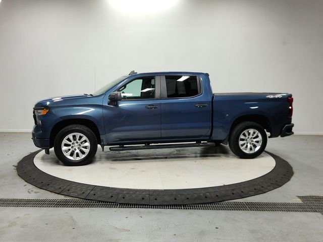 Used 2024 Blue Chevrolet Custom image 5