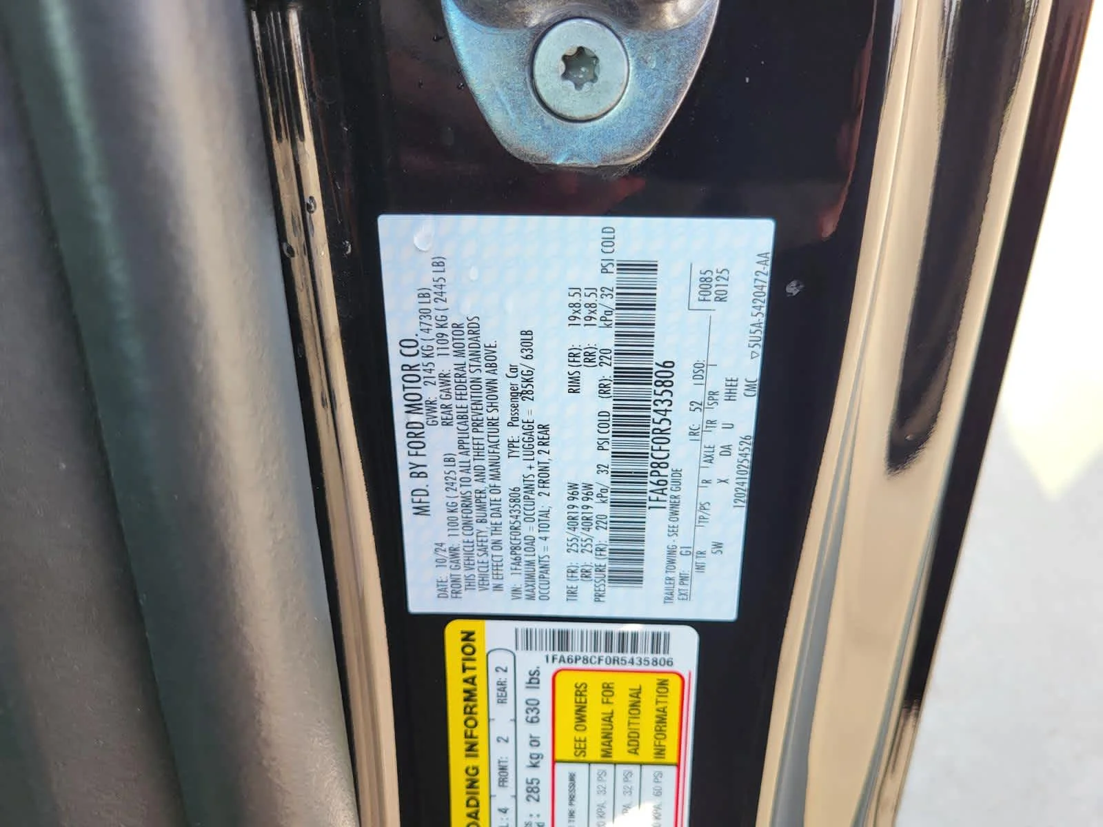 Used 2024 Shadow Black Ford GT Premium image 28