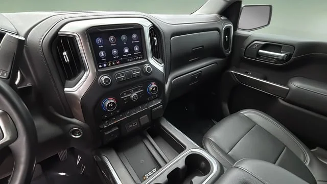 Used 2020 SUMMIT WHITE Chevrolet LTZ image 25