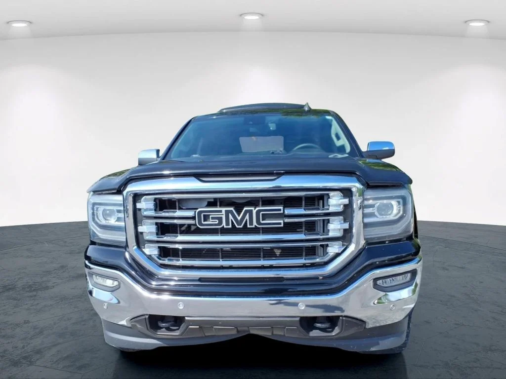 Used 2016 Black GMC SLT image 8