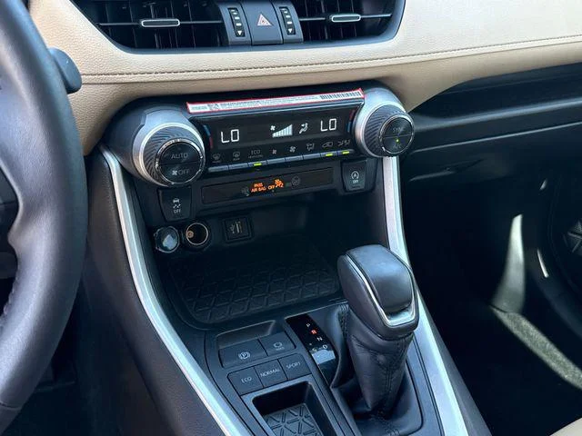 Certified Used 2025 RED MC. Toyota XLE Premium image 53