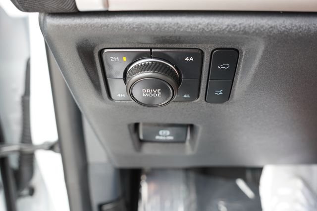 2025 Ford Expedition Active - Photo 28