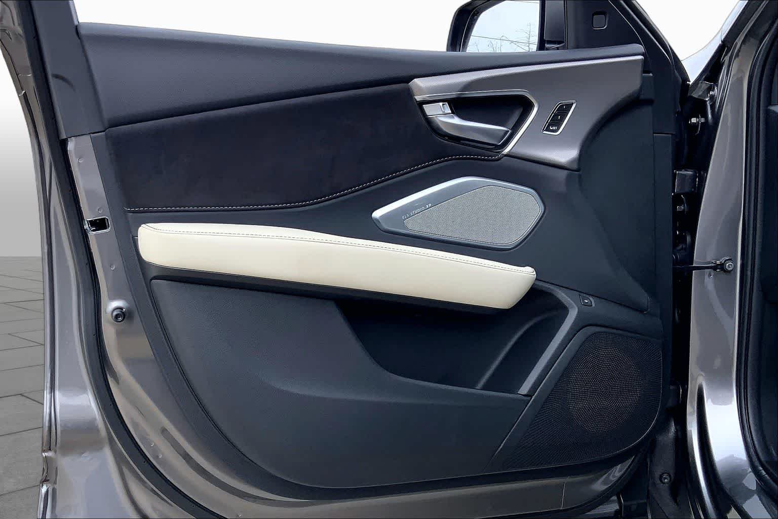 New 2026 Liquid Carbon Metallic Acura w/A-Spec Package image 16