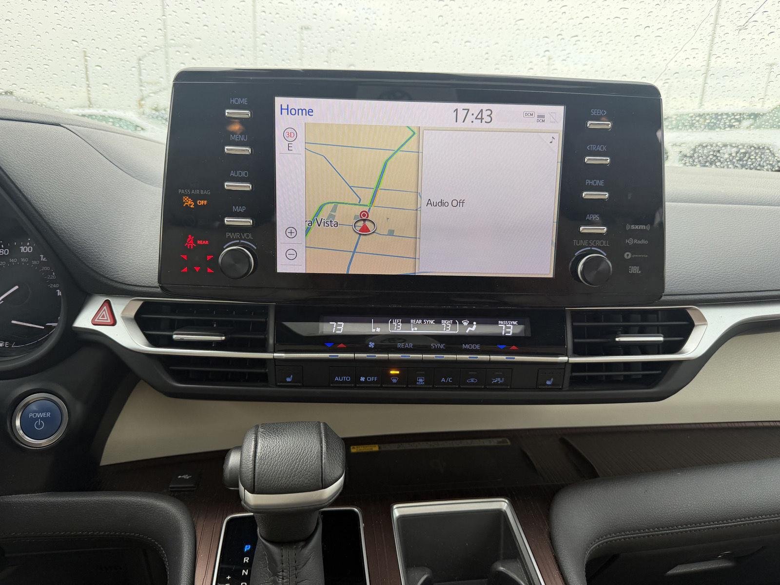 Used 2021 Blizzard Pearl Toyota XLE image 27
