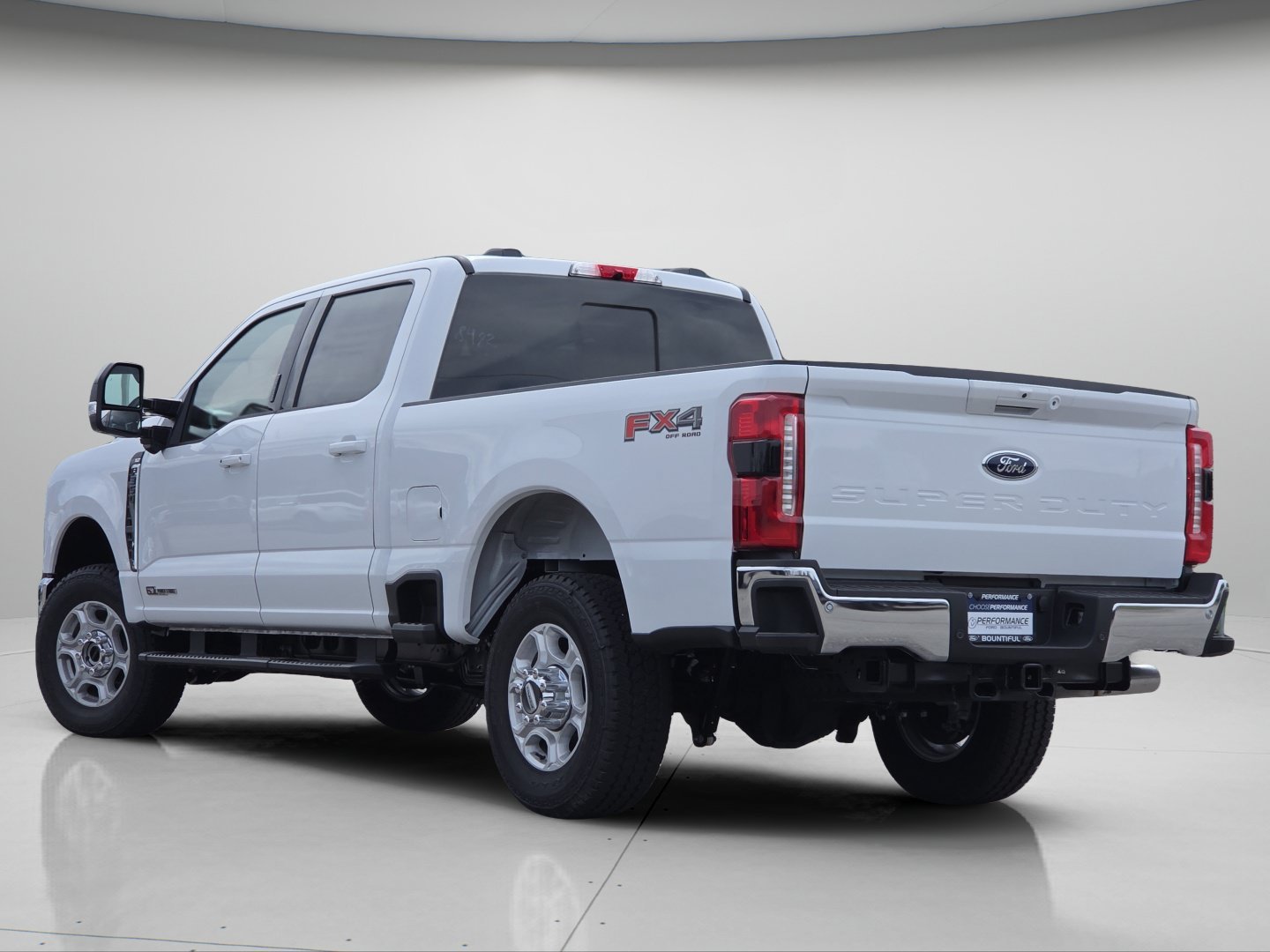 New 2026 Oxford White Ford XLT image 22