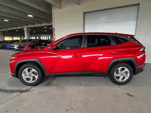 2023 Hyundai Tucson SE