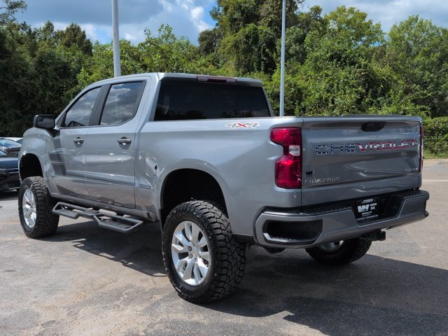 Used 2023 Gray Chevrolet Custom image 7
