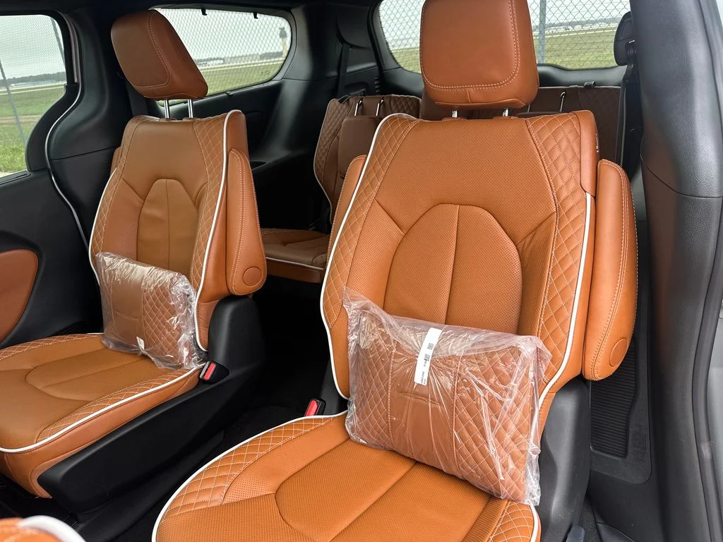 2026 Chrysler Pacifica Pinnacle - Photo 33