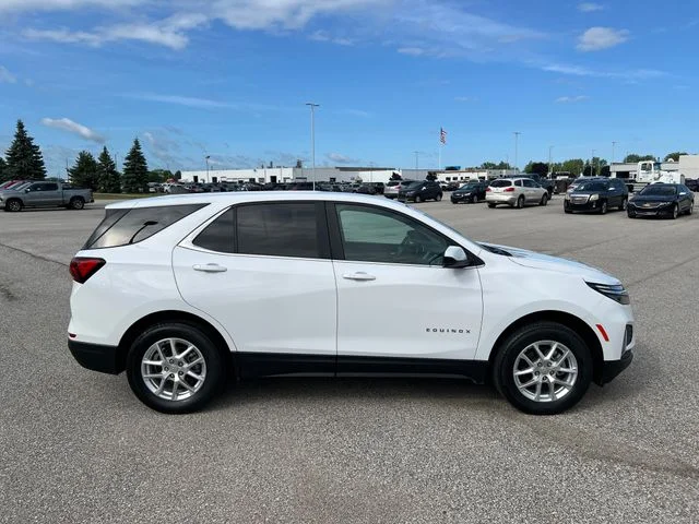 Used 2024 White Chevrolet LT image 4