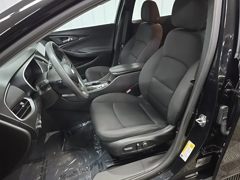 Used 2023 Black Chevrolet LT image 29