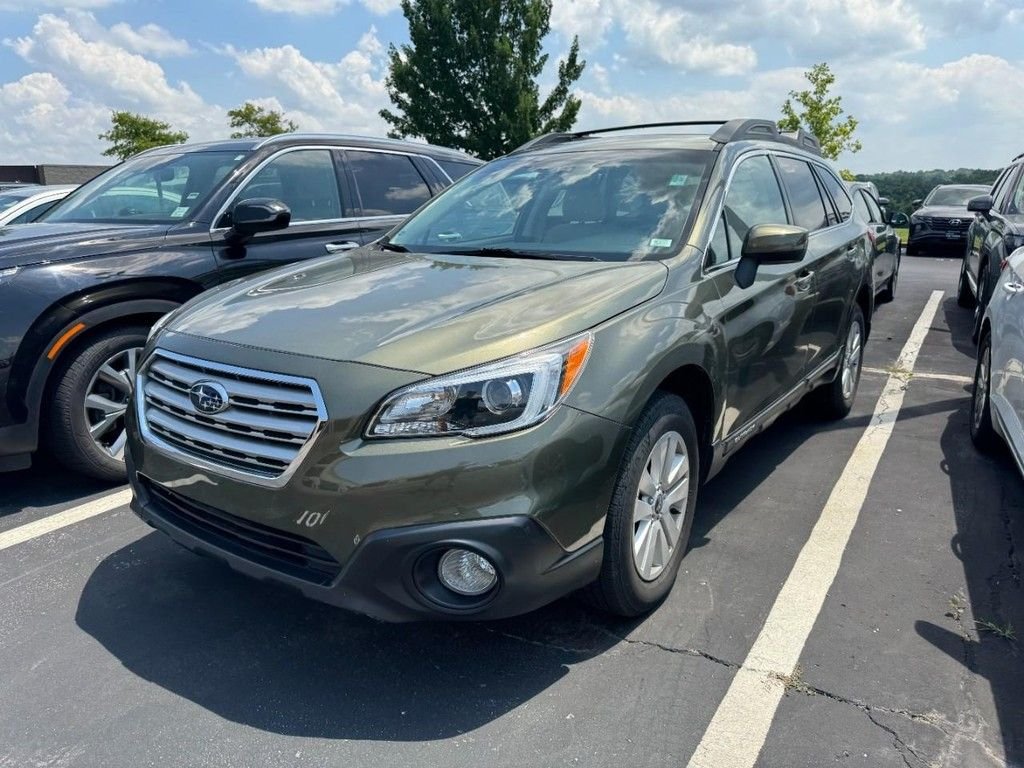 Used 2017 Green Subaru 2.5i Premium image 3