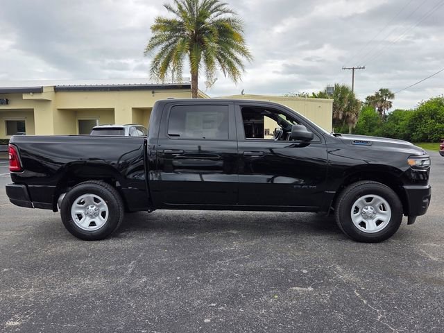 New 2026 Diamond Black Crystal Pearl-Coat Exterior Paint RAM Tradesman image 12