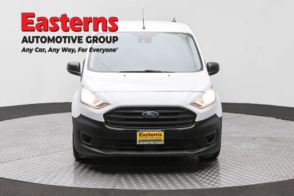 Used 2019 White Ford XL image 2