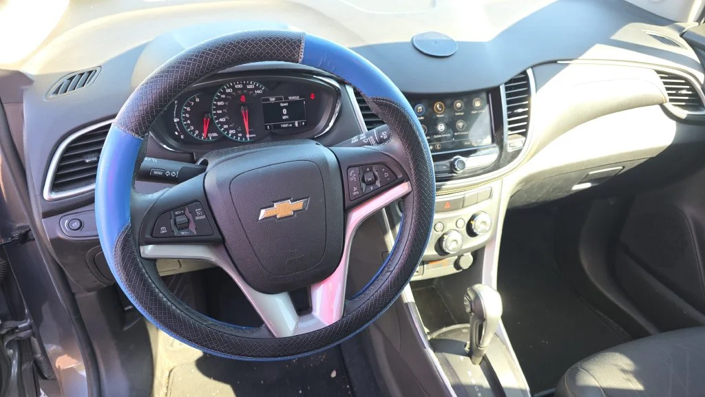 Used 2019 Gray Chevrolet LT image 14