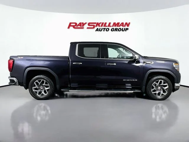 Used 2023 Silver GMC SLT image 8