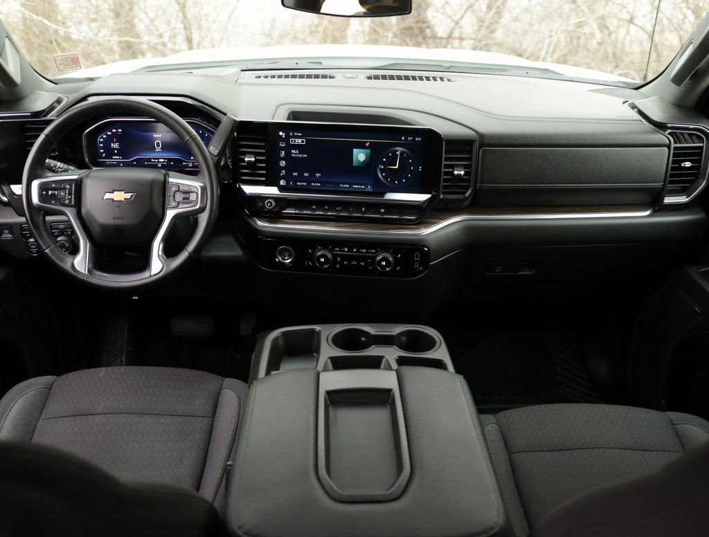 Used 2023 Summit White Chevrolet LT (2FL) image 21