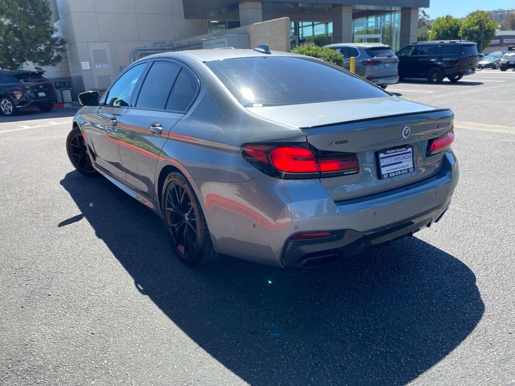 Used 2023 Gray BMW M550i xDrive image 3